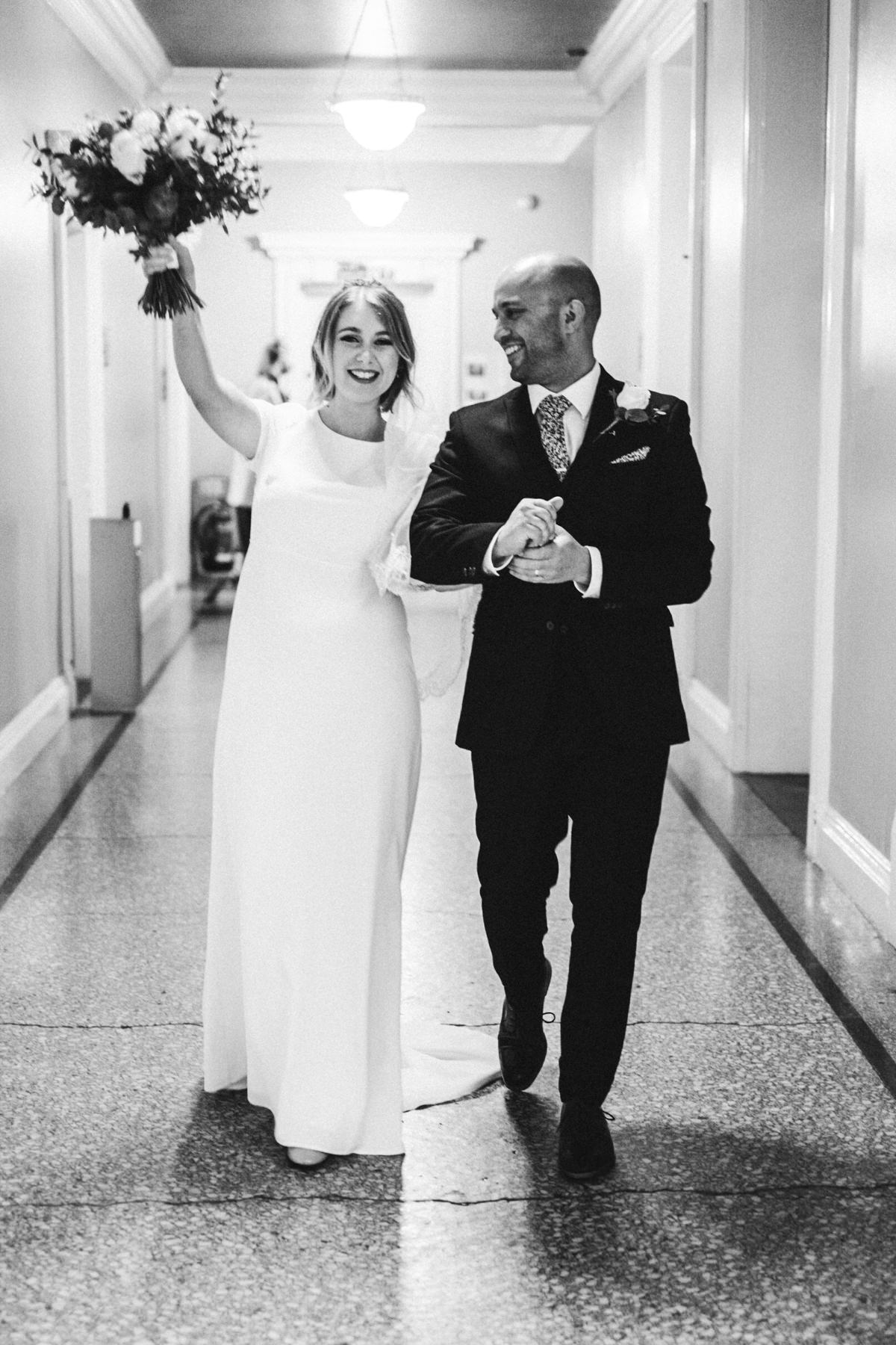 007 CITY HALL CARDIFF WEDDING PHOTOGRAPHY
